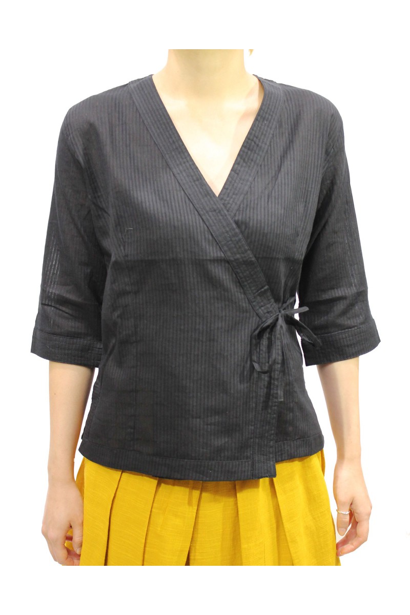 Top cache-cœur style kimono