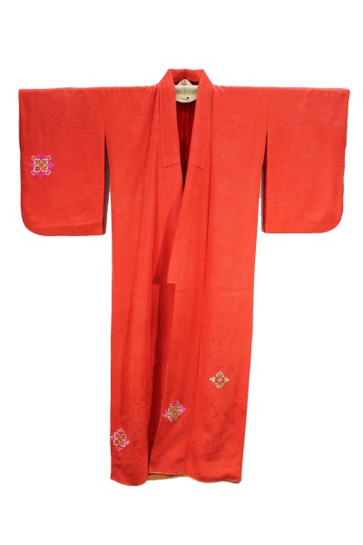 Kimono brodé en soie Rose