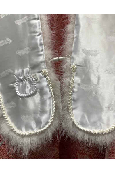 White feather shawl