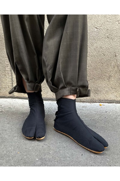 Black cotton ankle Tabi boots