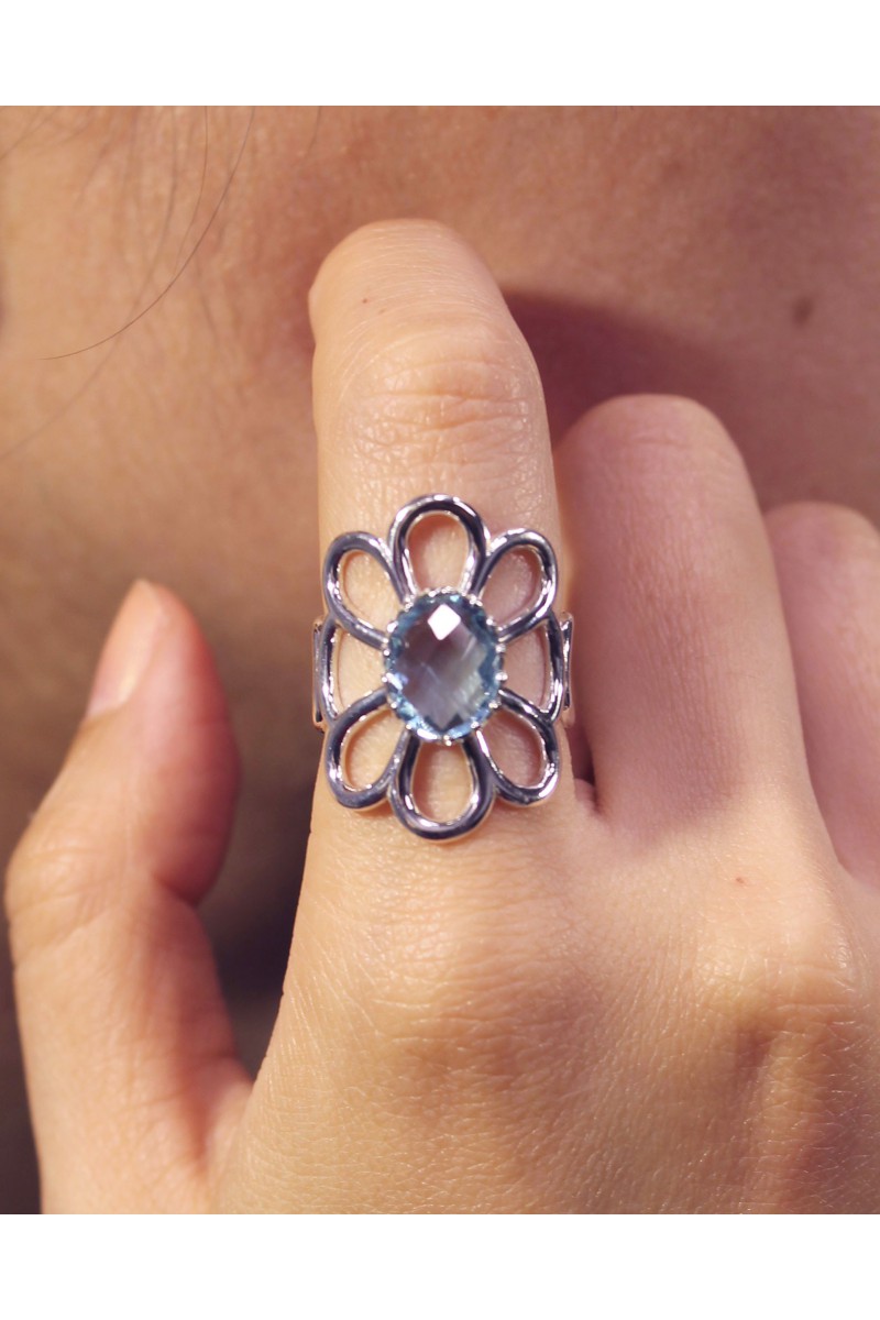 Bague Fleur argent et topaze