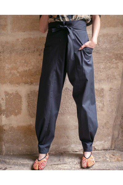 Vertical Stripes Winter Balloon Pants Womans Baggy Harem Pants in Black One  Size 