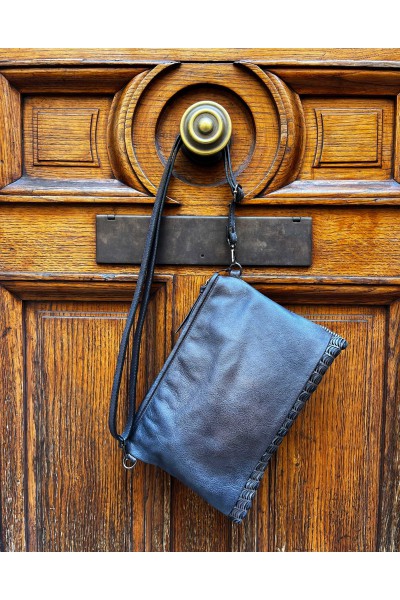 Lune bag in soft textured leather