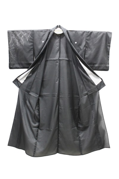Kimono en voile de soie noir