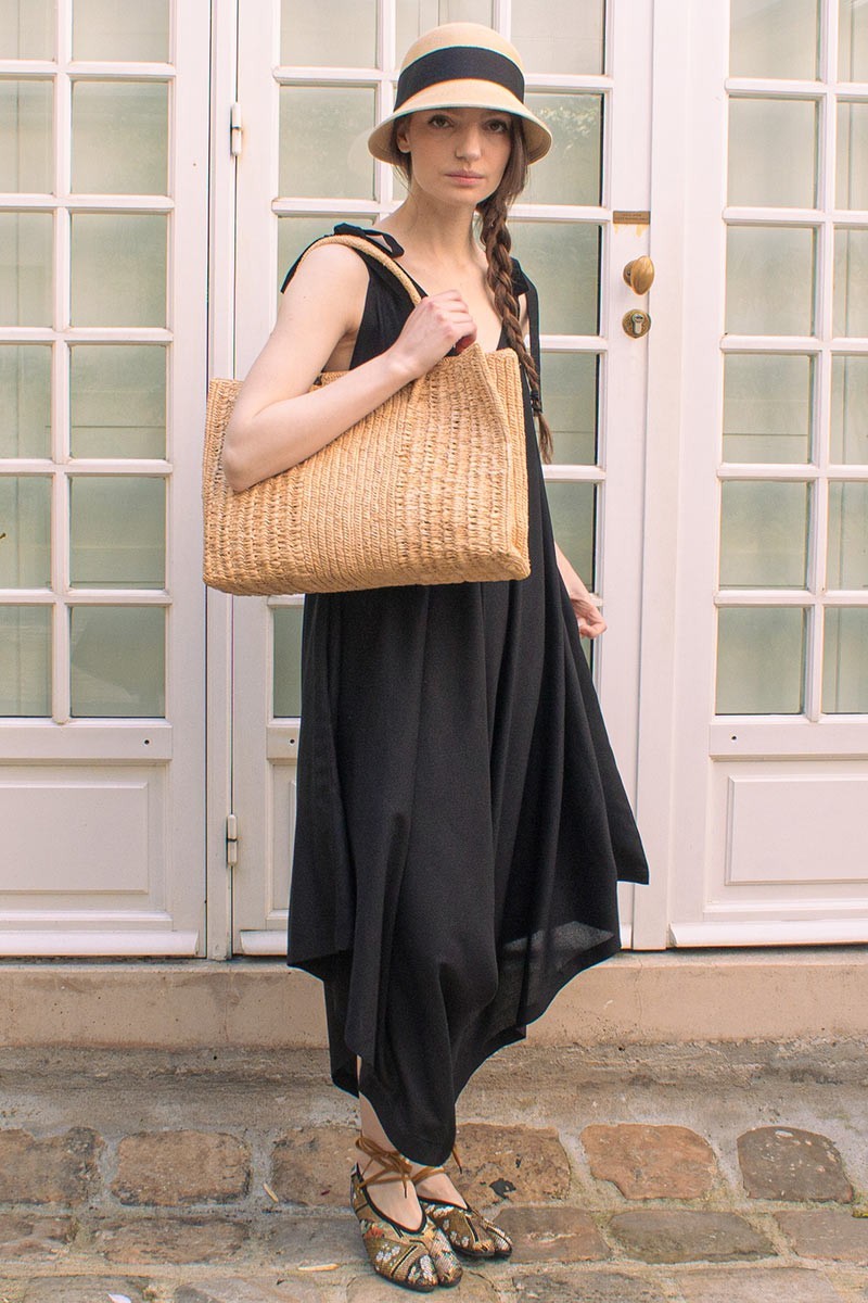 Big Dahlia bag in hand-woven raffia
