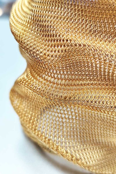 Crumpled metal mesh cuff