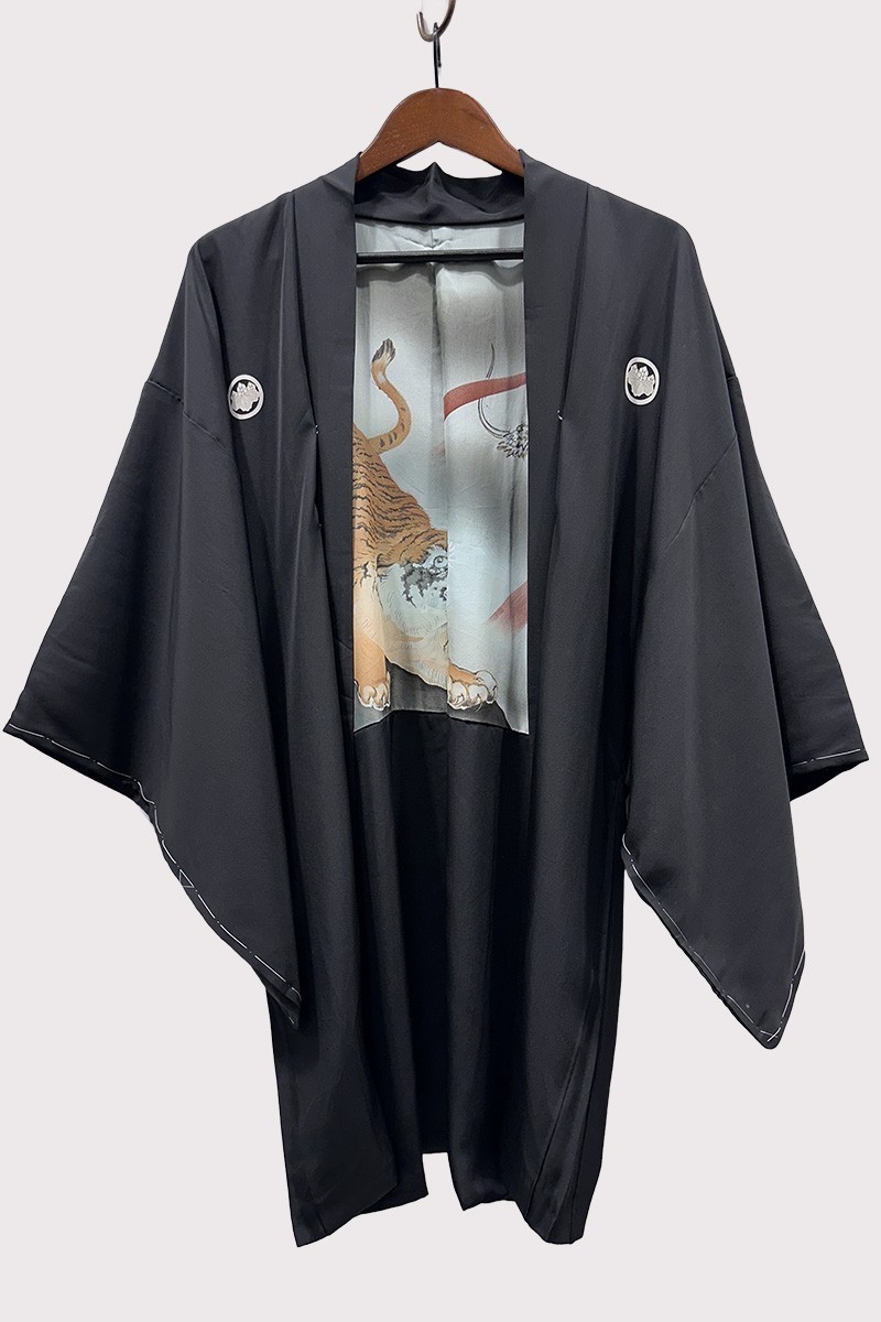 Haori long en soie noir Tigre & Dragon