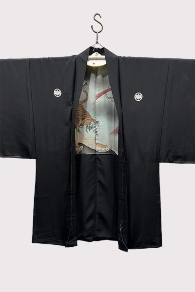 Haori long en soie noir Tigre & Dragon