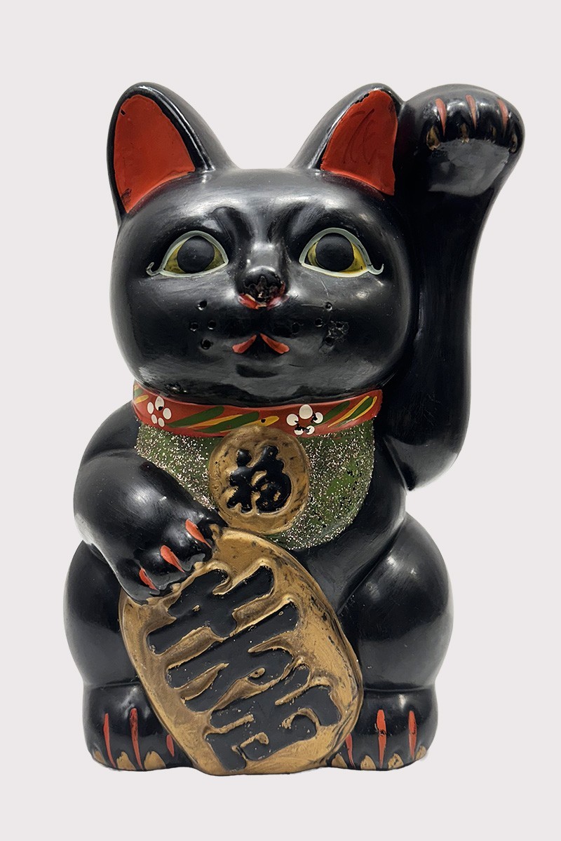 Black Vintage Maneki neko