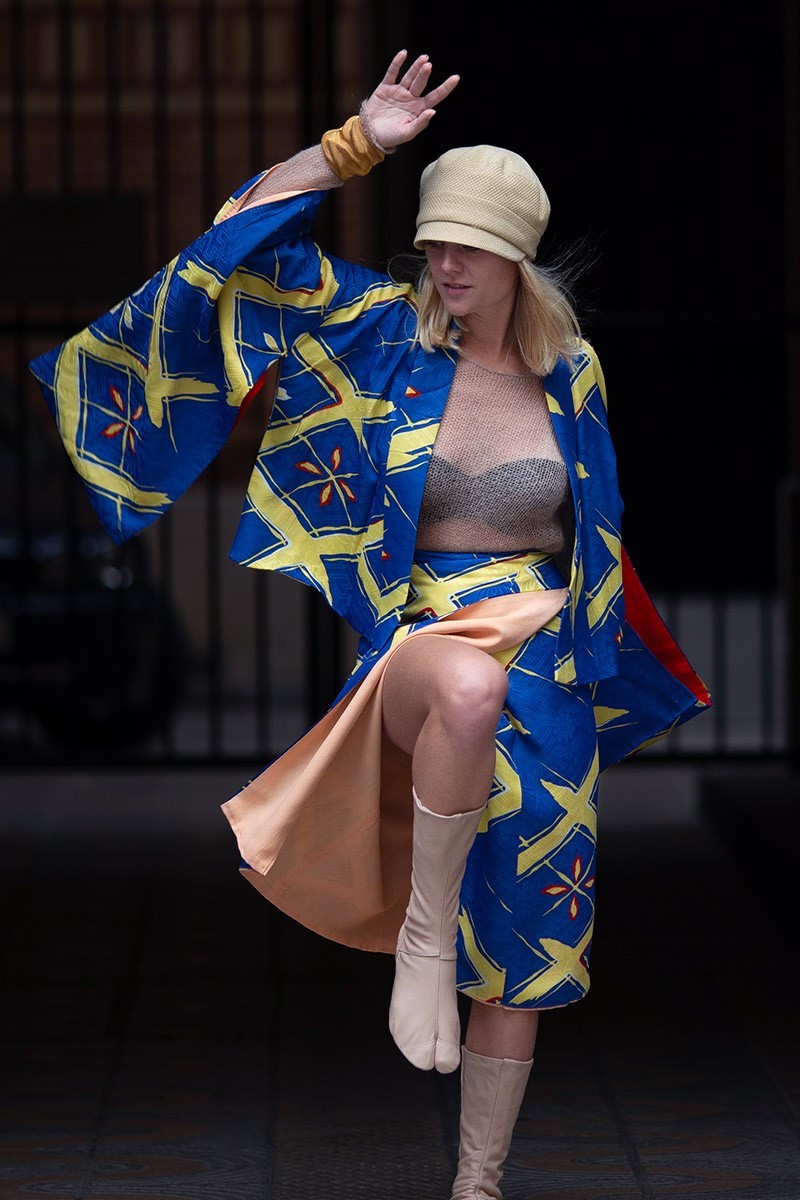 Ensemble en soie de Kimono bleue et jaune