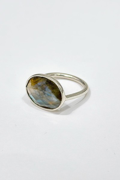 Bague en Labradorite