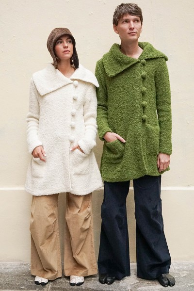 Alpaca Coat with round buttons