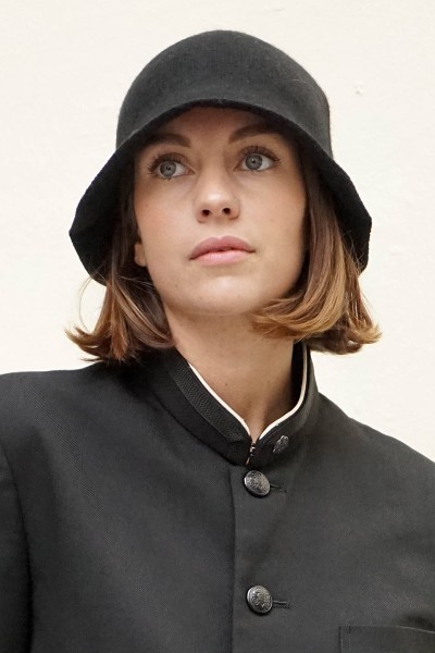 Cashmere knit cloche hat