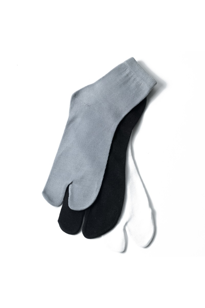 Short Japanese plain socks