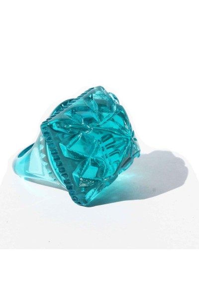 CARVED CRYSTAL SCULPTED RING