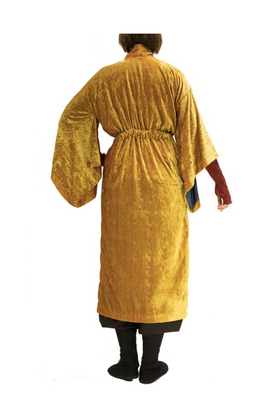 Kimono en velours de soie doré